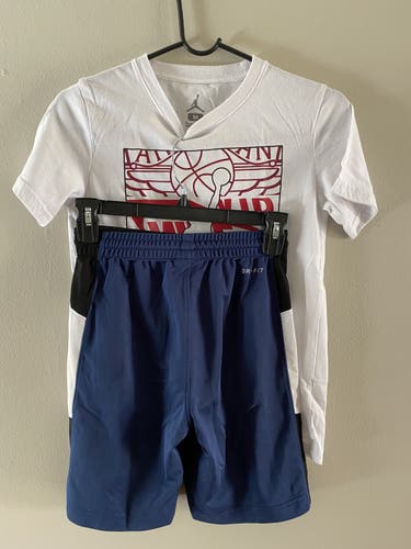 Air Jordan Shirt & Shorts