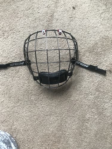 Large CCM Resistance 300 Cage