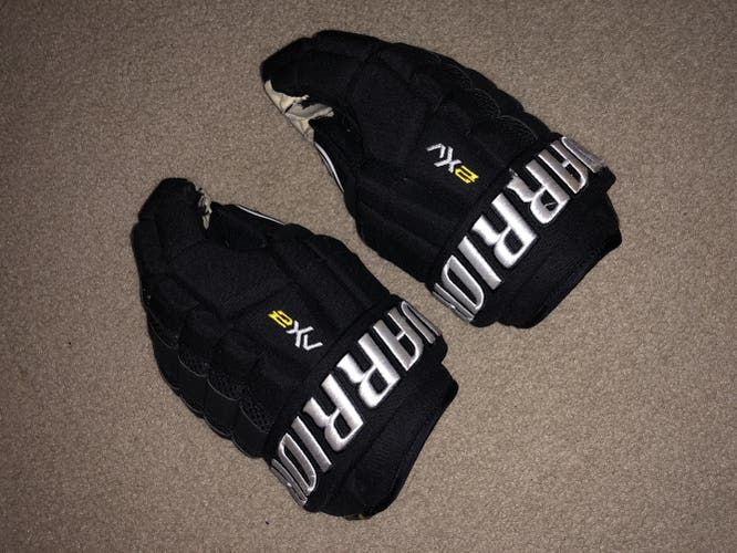 Black Senior Warrior 14" Pro Stock Dynasty AX2 Gloves