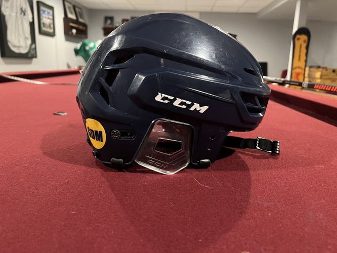 CCM hockey Helmet