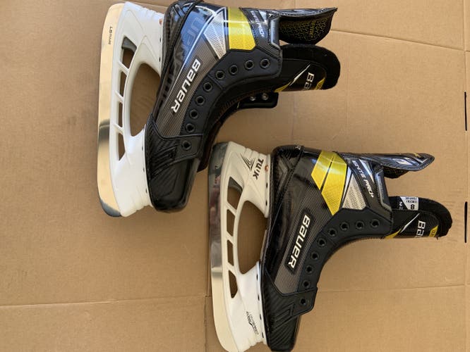 Senior (Used Once)  Bauer Supreme Ignite Pro+ Hockey Skates Regular Width Size 8D