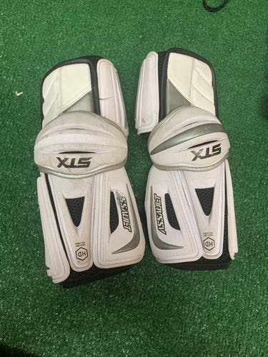 Used Medium STX Assault Arm Pads