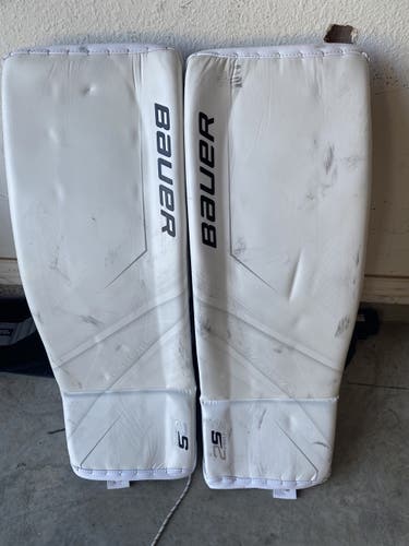 Bauer 2S pro senior goalie leg pads
