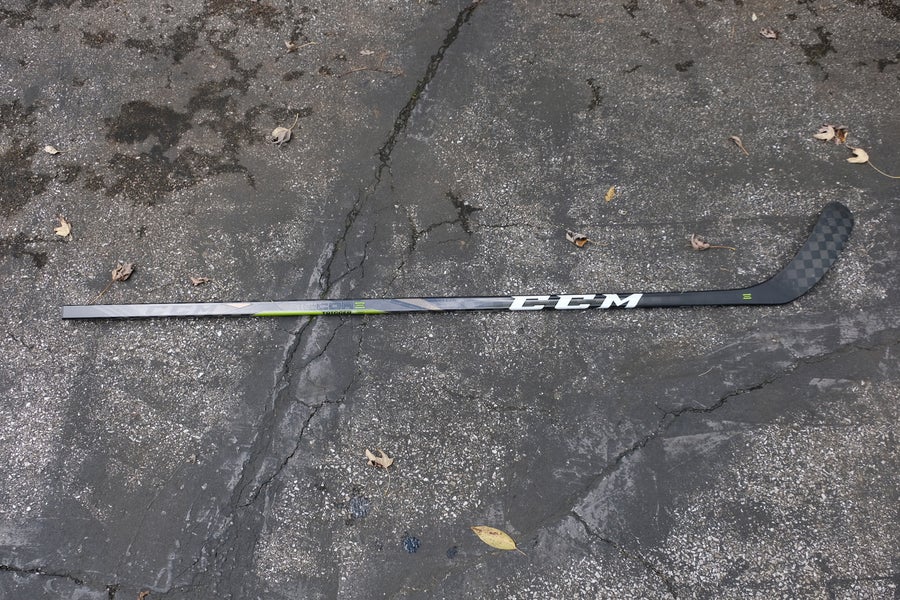 Used Senior CCM Right Handed RibCor Trigger 3D PMT Hockey Stick Mid Pattern P88