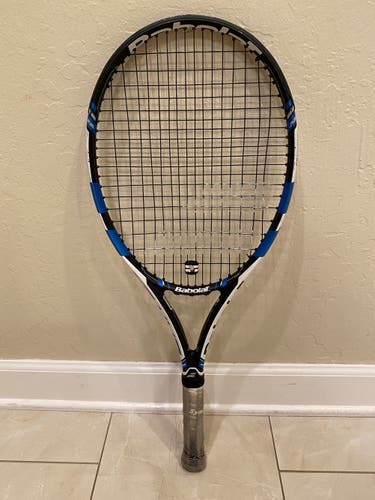Used Baboloat Junior Pure Drive 26 Competition tennis racquet