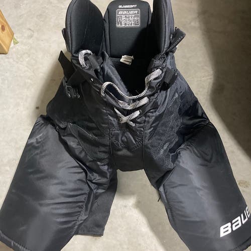 Black Senior XL Bauer Nexus 400 Ice Hockey Pants