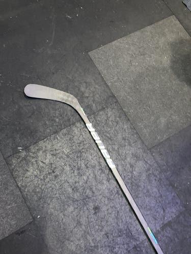 Senior Left Hand Mid Pattern  Nexus Geo Hockey Stick
