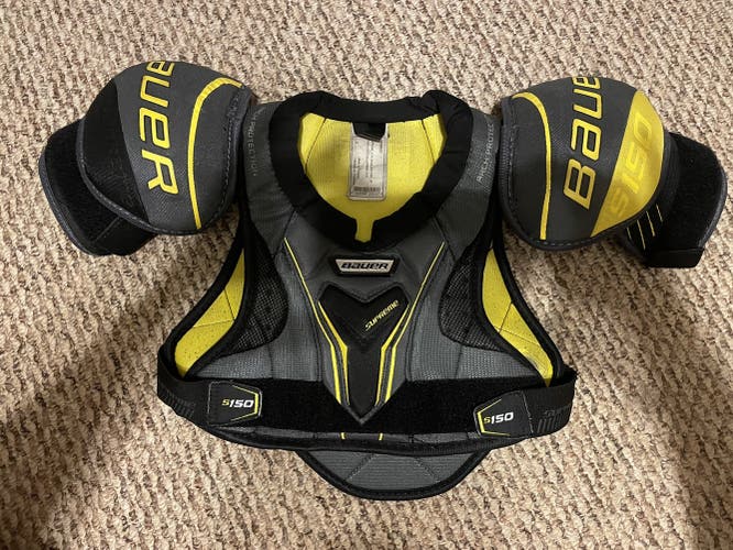 Bauer S150 shoulder pads Junior small