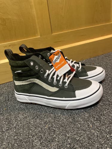 New Vans All Weather MTE Shoe Women’s 7.5 Men’s 6.0