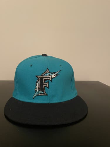 Vintage Florida Marlins Adult 7 1/4 New Era Hat