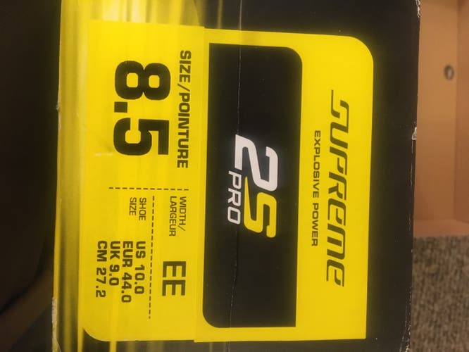 Senior Bauer Extra Wide Width  Size 8.5 Supreme 2S Pro Hockey Skates