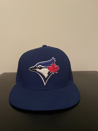 Toronto Blue jays Adult 7 3/8 New Era Hat