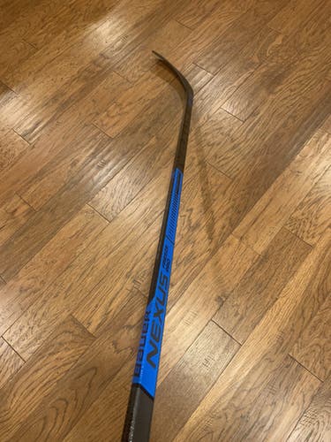BASICALLY NEW Bauer Freeze Pro Intermediate