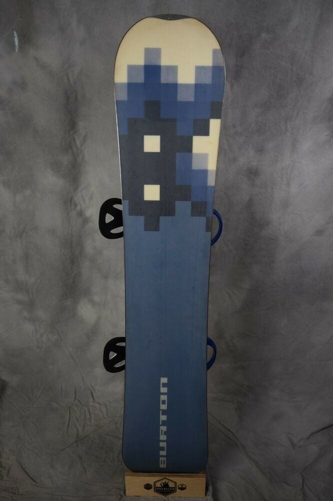 burton floater snowboard men' Men's Custom Flying V The Flying V edition of the Custom blends the best of camber and rocker making for an extra playful all mountain ride Used Burton FLOATER 63 Mens