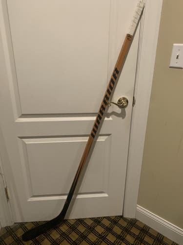 WARRIOR ALPHA AK27 HOCKEY STICK RH 85P92