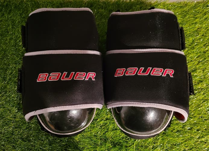 Used Bauer GKnee-p Senior Knee guards
