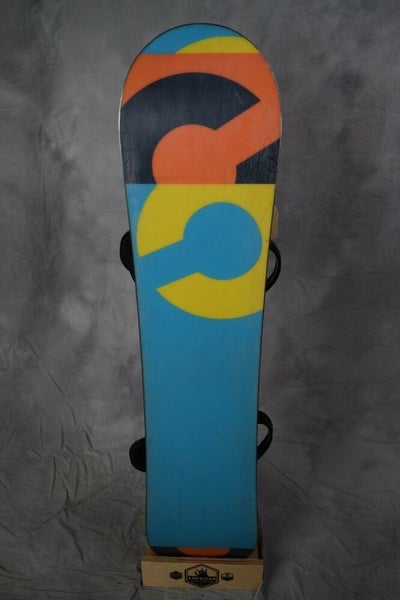 BURTON CUSTOM FLYING V SNOWBOARD 125CM WITH SMALL BURTON