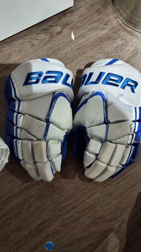 Used Bauer Vapor X 5.0 Gloves 13"