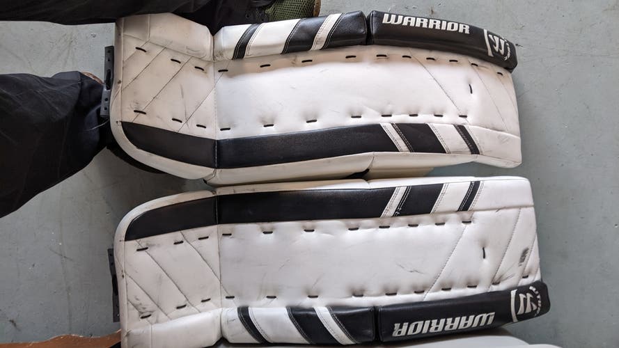 White Used Senior 32" Warrior Ritual G3 Goalie Leg Pads