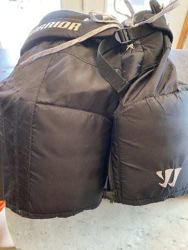 Black Junior Medium Warrior Covert QRL3 Hockey Pants