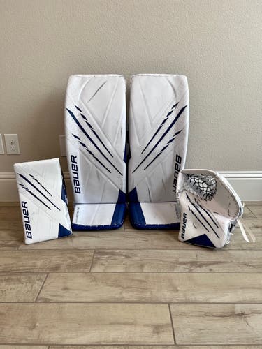 White Like New Senior 35" Bauer Regular Hyperlite Goalie Full Set Used 4 Skates