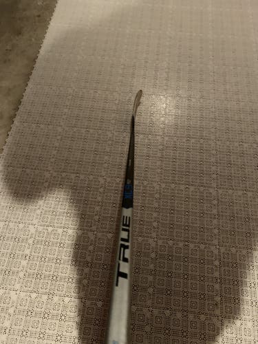 Senior Left Hand Toe Pattern  XC9 ACF Hockey Stick