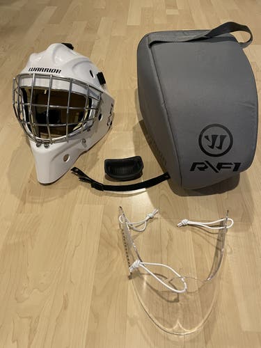Warrior RF1 Senior Goalie mask