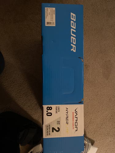 Senior Bauer Regular Width (Size 8 Fit 2)Vapor Hyperlite Hockey Skates