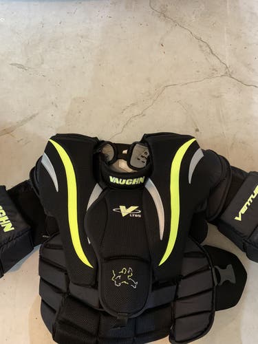 Senior Medium Vaughn  Ventus LT85 Goalie Chest Protector