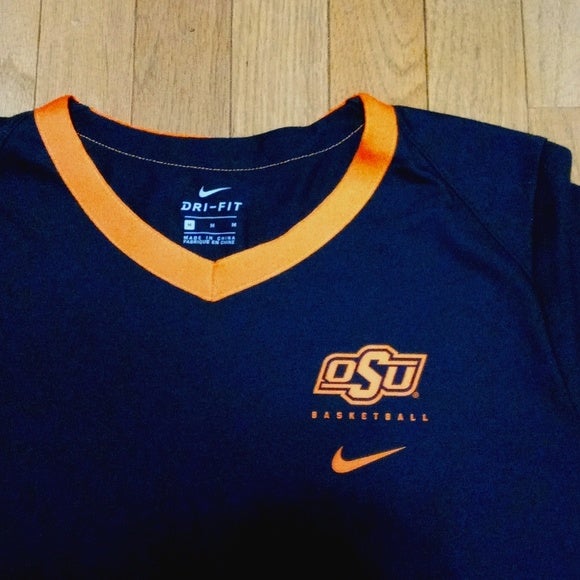 NWT WOMENS M OKLAHOMA STATE COWBOYS BASKETBALL NIKE DRI-FIT T-SHIRT NCAA COLLEGE