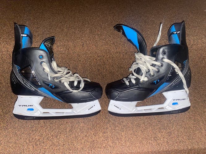 Senior True Wide Width  Size 7.5 TF9 Hockey Skates