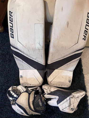 White Senior  Bauer Pro Stock Supreme 2S Pro Goalie Full Set
