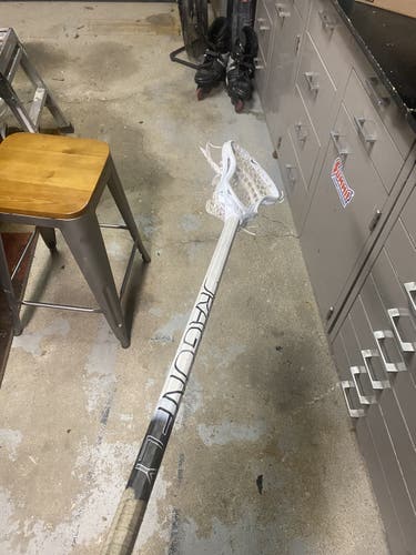 Barely used Epoch Dragonfly Elite Shaft with nike CEO1 head