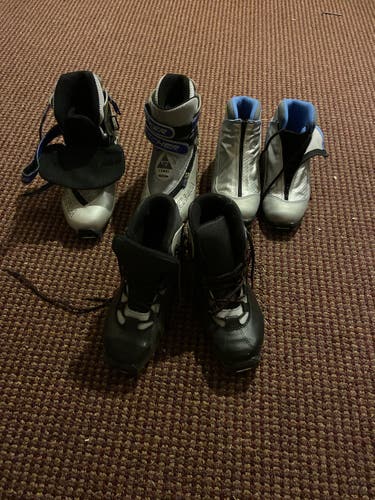 Size 5.5 New  Cross Country Ski Boots
