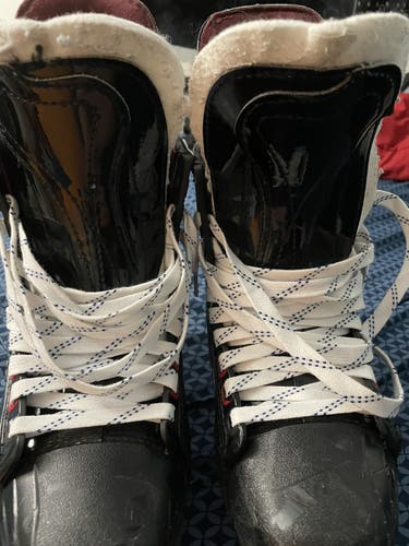 Used Bauer Vapor 1X 2.0 Wide Width Pro Stock Size 9 Hockey Skates
