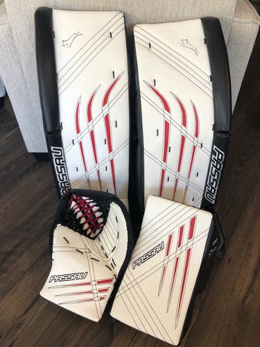 Senior 33+1 Passau Goalie Full Set