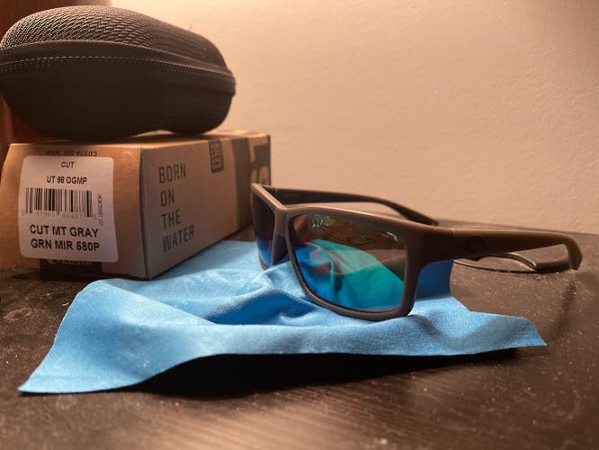 Gray Unisex REGULAR Costa Del Mar Sunglasses