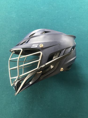 University Of Michigan Matte Blue Cascade S Lacrosse Helmet - Great Condition