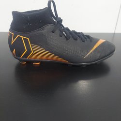 Nike Mercurial Engineering For Speed Adult Used Size 6.5 (Women's 7.5) Nike Cleats