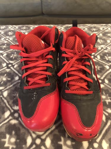Red Used Youth Size 4.0 (Women's 5.0) Molded Cleats Under Armour