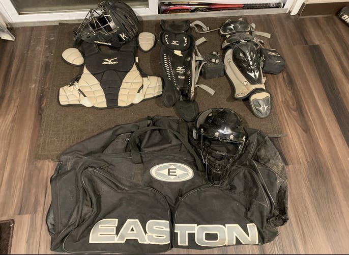 Mizuno Samurai Catcher's Set (size for 12u)