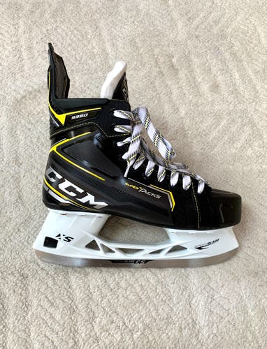 CCM Super Tacks 9380 Senior Ice Hockey Skates Size 9 EE