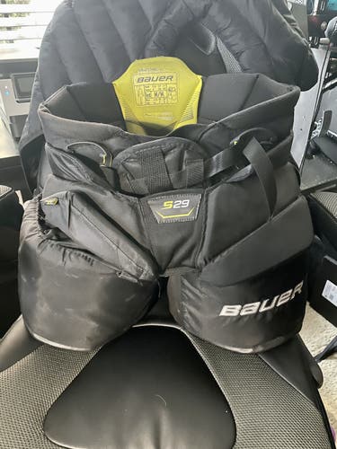 Bauer Supreme S29 intermediate goalie pants