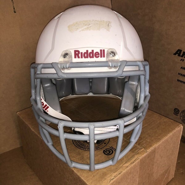 USED RIDDELL YOUTH SPEED CLASSIC FOOTBALL HELMET - MEDIUM - WHITE