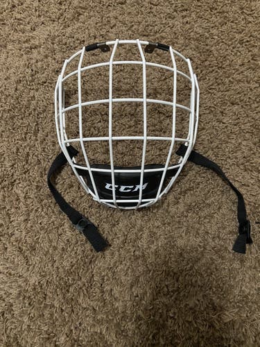 CCM white cage Sr L