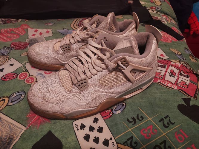 White Used Men's Size 11 (Women's 12) Air Jordan Shoes