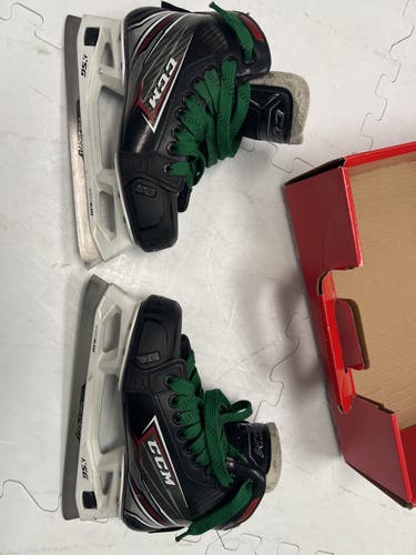 Used CCM Regular Width Size 3 Jetspeed ft460 Goalie Skates