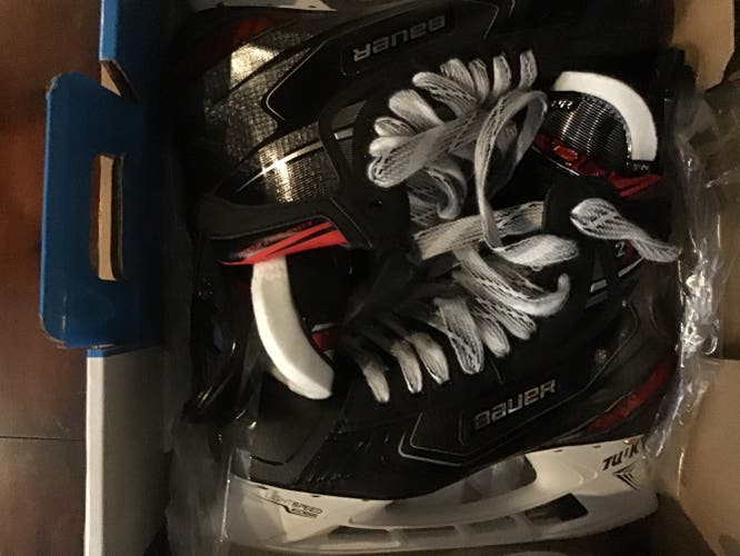 NEW Bauer Vapor 2X Fit2 Sz7