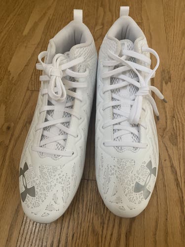 Under Armour Spotlight Select Mid Molded Cleat