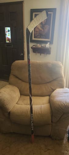 Used Bauer Right Handed Vapor X900 Lite Hockey Stick p92